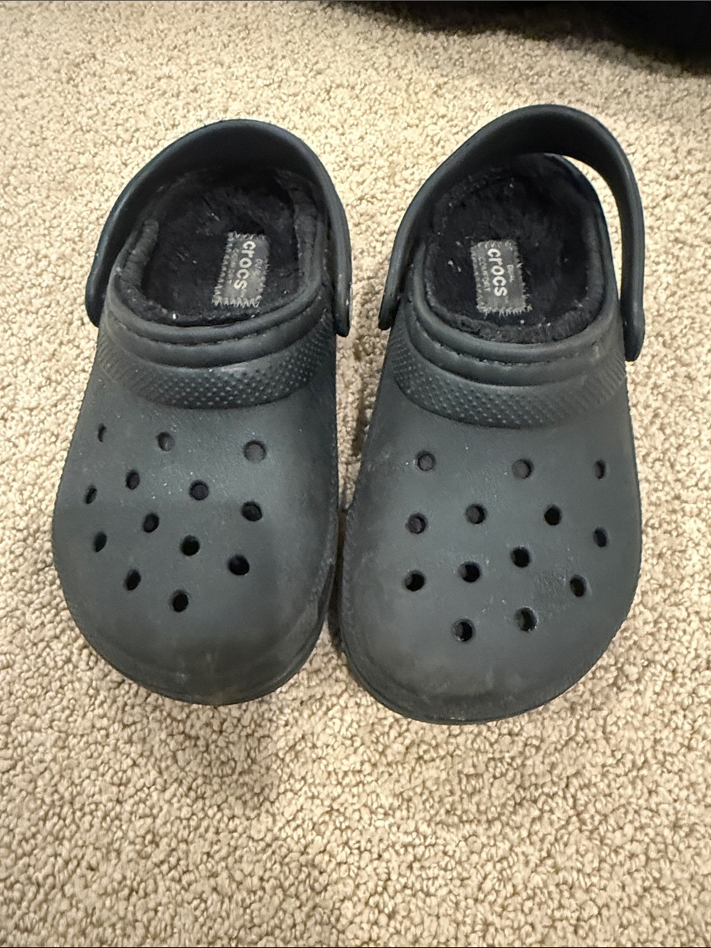 CROCS Kids Classic Fuzzy Lined Clog in Black